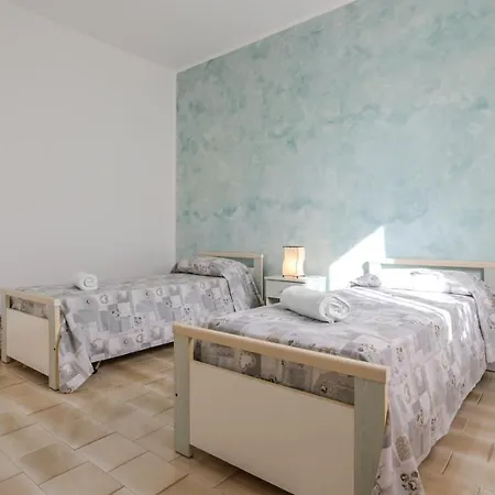 Mikao - アパート *